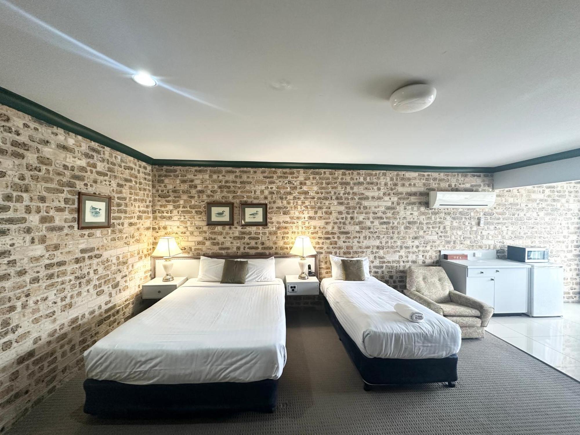 Sir Francis Drake Motel Heatherbrae Dış mekan fotoğraf